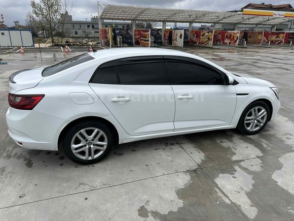 Sahibinden Renault Megane 1.6 Joy 2017 Model 
