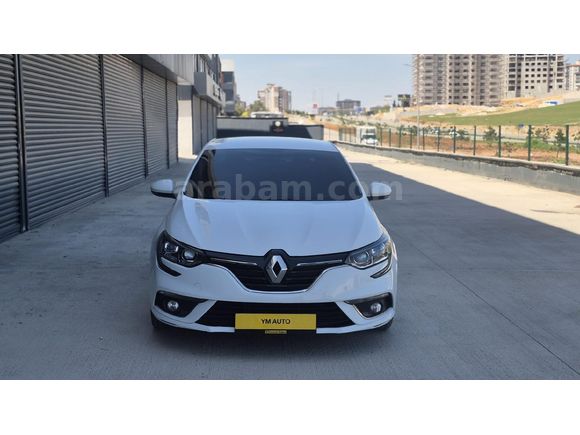 YM AUTO'DAN 2017 MODEL MEGANE TOUCH DÜŞÜK KM DE BAKIMLIDIR 