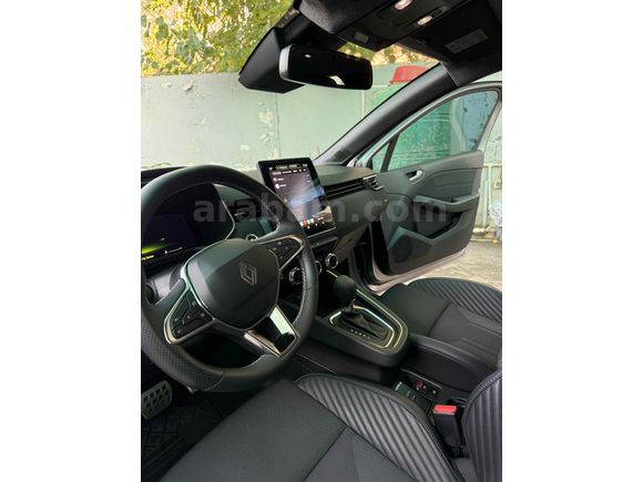 Sahibinden Renault Clio 1.0 TCe Techno Esprit Alpine 2025 Model 