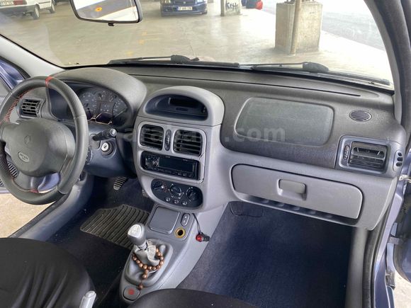Sahibinden Renault Clio 1.6 RXT 2001 Model 