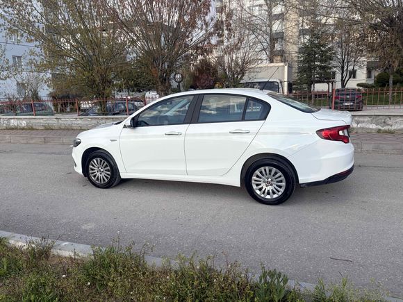 Sahibinden Fiat Egea 1.4 Fire Easy 2024 Model 