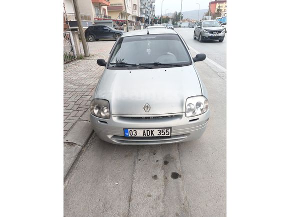 Sahibinden Renault Clio 1.4 RNA 2000 Model 