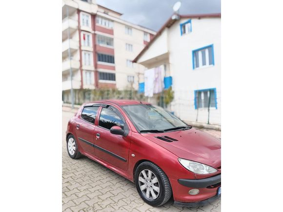 Sahibinden Peugeot 206 1.6 XT 2000 Model