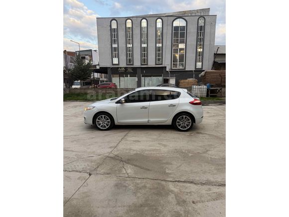 Galeriden Renault Megane 1.5 dCi GT-Line 2012 Model Bursa