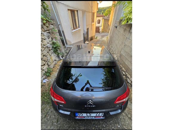 Sahibinden Citroen C4 1.6 e-HDi Confort Plus 2012 Model  153.000 km Gri