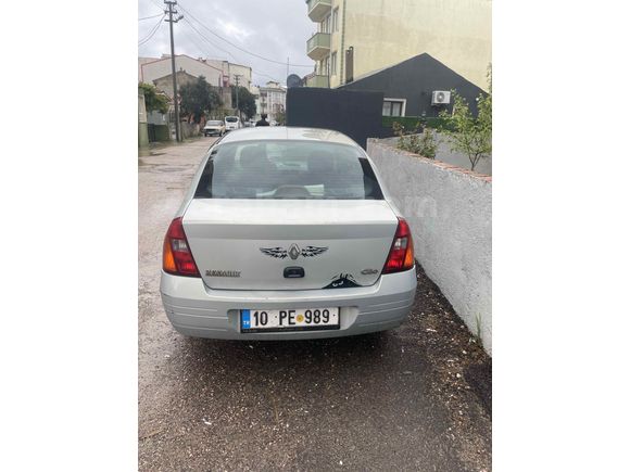 Sahibinden Renault Clio 1.4 RNA 2000 Model 