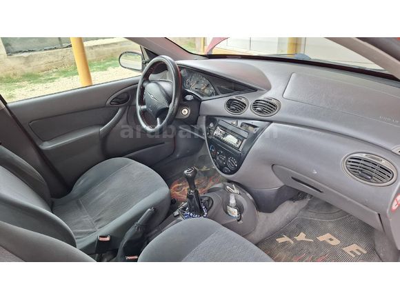 17 yıllık 2.Sahibinden Ford Focus 1.6 Ambiente 2000 Model  257.000.    km