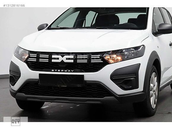 BOYASIZ 2024 DACİA SANDERO STEPWAY 1.0 TCE CVT EXPRESSİON