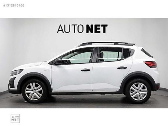 BOYASIZ 2024 DACİA SANDERO STEPWAY 1.0 TCE CVT EXPRESSİON