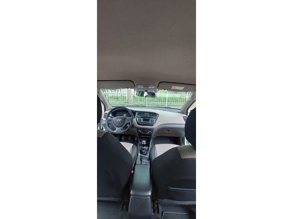 Sahibinden Hyundai i20 1.4 CRDi Style 2018 Model