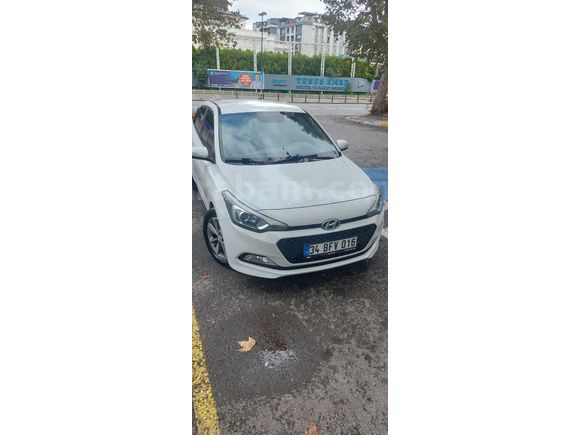 Sahibinden Hyundai i20 1.4 CRDi Style 2018 Model
