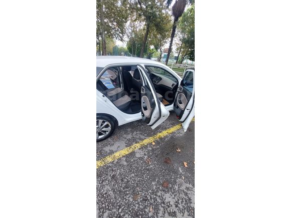 Sahibinden Hyundai i20 1.4 CRDi Style 2018 Model