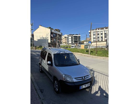 Sahibinden Peugeot Partner 2.0 HDI 2007 Model 