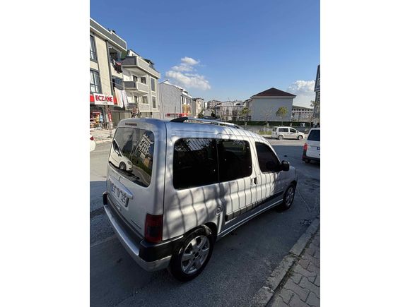 Sahibinden Peugeot Partner 2.0 HDI 2007 Model 