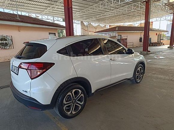 2017 HONDA HRV 1.5-İ VTEC EXECUTİVE 94000 KM
