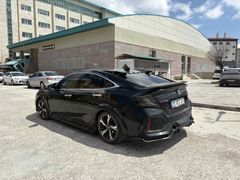 Sahibinden Honda Civic 1.5 i-VTEC RS 2017 Model Erzurum 114.000 km Siyah