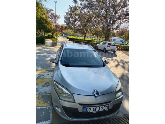 Sahibinden Renault Megane 1.5 dCi Sport Tourer Expression 2010 Model