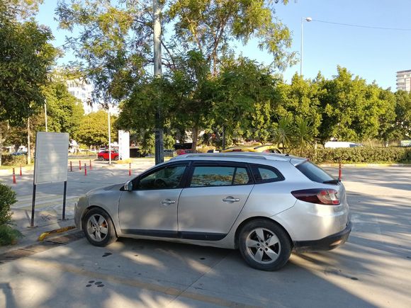 Sahibinden Renault Megane 1.5 dCi Sport Tourer Expression 2010 Model