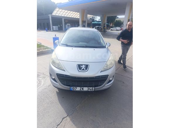 Galeriden Peugeot 207 1.6 VTi Active 2012 Model İstanbul