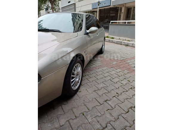 Sahibinden Alfa Romeo 156 1.6 TS Distinctive 2006 Model
