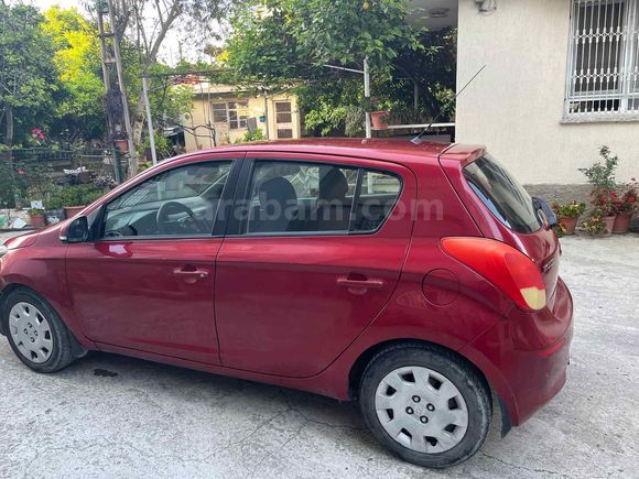 Sahibinden Hyundai i20 1.4 CRDi Sense 2014 Model 