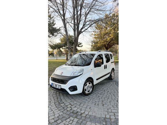 DEĞİŞENSİZ DÜŞÜK KM
 Fiat Fiorino Combi 1.3 Multijet Pop 2016 Model 