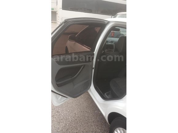 Sahibinden Ford Focus 1.6 TDCi Titanium 2010 Model