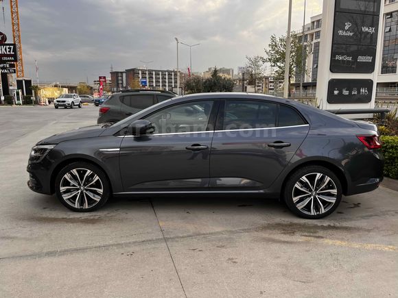 Sahibinden Renault Megane 1.3 TCe Icon 2025 Model 