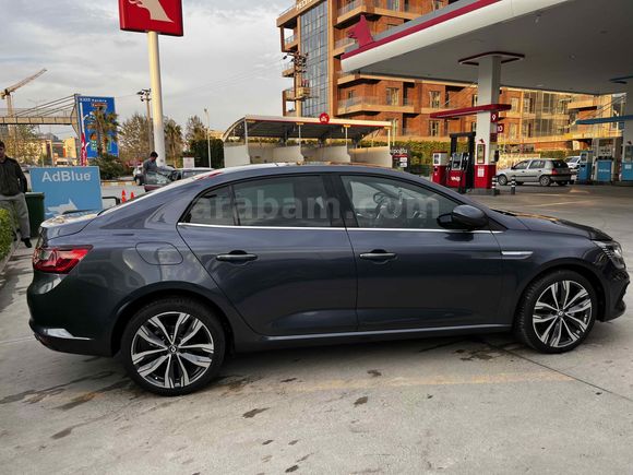 Sahibinden Renault Megane 1.3 TCe Icon 2025 Model 