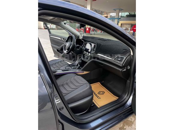 Sahibinden Renault Megane 1.3 TCe Icon 2025 Model 