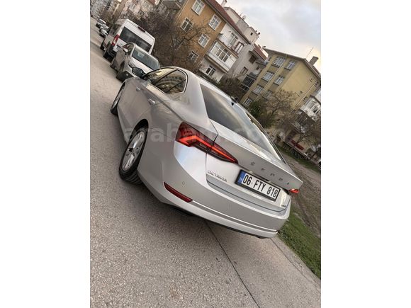 Sahibinden Skoda Octavia 1.5 e-Tec Premium 2022 Model 
