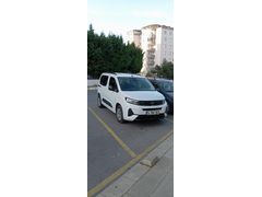 Sahibinden Opel Combo 1.5 CDTI Essential 2024 Model İstanbul