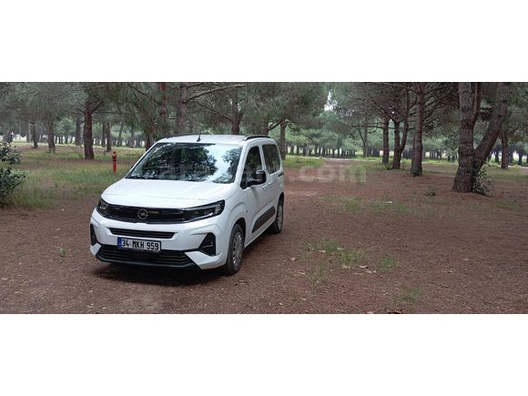 Sahibinden Opel Combo 1.5 CDTI Essential 2024 Model İstanbul