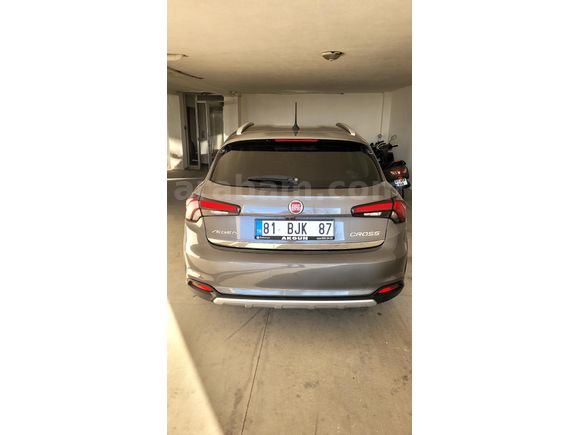 Sahibinden Fiat Egea Cross 1.4 Fire Lounge 2023 Model