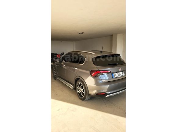 Sahibinden Fiat Egea Cross 1.4 Fire Lounge 2023 Model