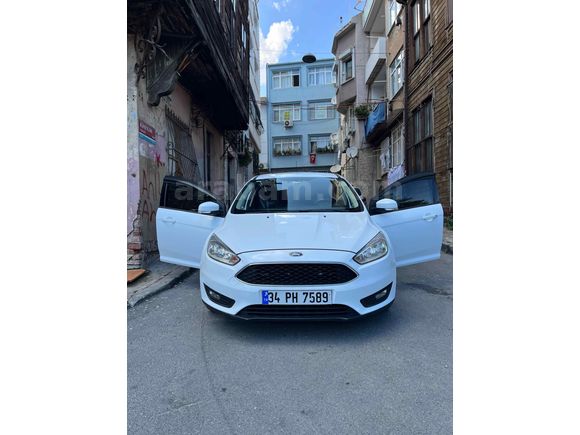 Sahibinden Ford Focus 1.6 TDCi Trend X 2016 Model  131.000 km Beyaz