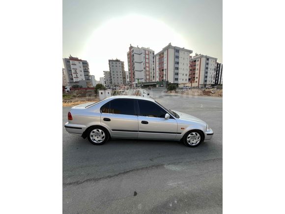 Değişensiz 1.6 i ES Güvenlik Paket 