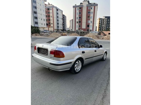 Değişensiz 1.6 i ES Güvenlik Paket 