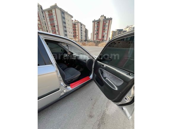 Değişensiz 1.6 i ES Güvenlik Paket 
