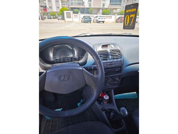 Sahibinden Hyundai Accent 1.3 LX 2002 Model 