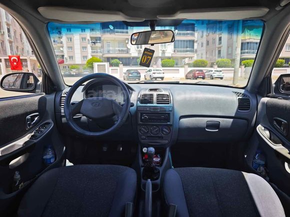 Sahibinden Hyundai Accent 1.3 LX 2002 Model 