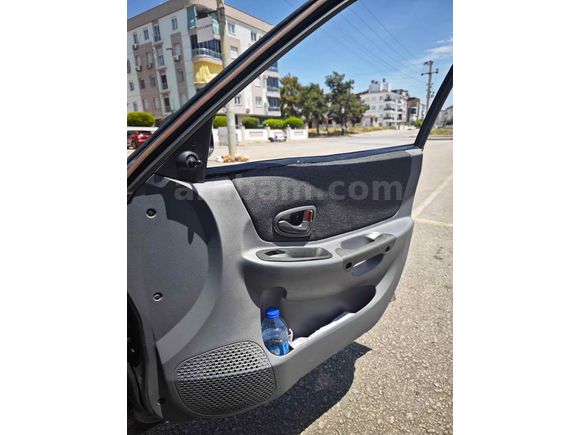 Sahibinden Hyundai Accent 1.3 LX 2002 Model 