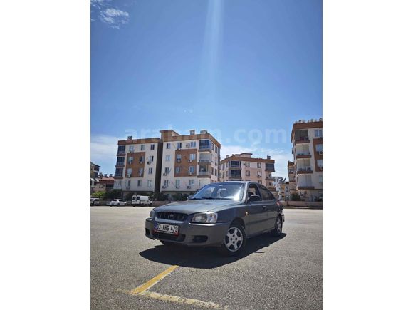 Sahibinden Hyundai Accent 1.3 LX 2002 Model 