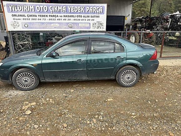 FORD MONDEO 2.0 GHİA MOTORDA TEKLEME VAR