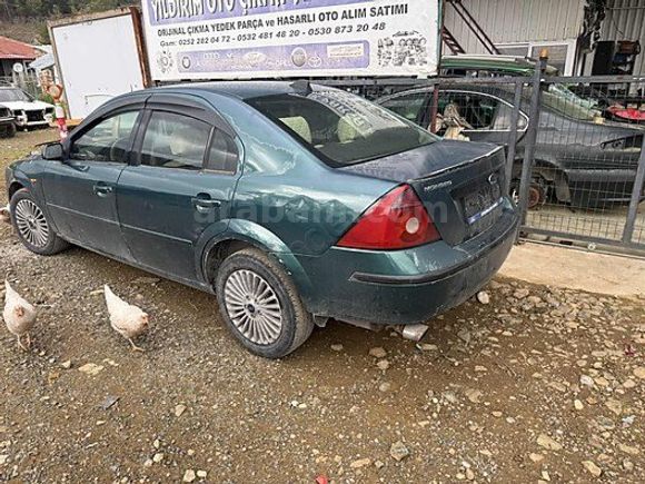 FORD MONDEO 2.0 GHİA MOTORDA TEKLEME VAR