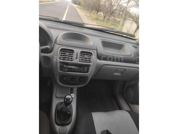Sahibinden Renault Clio 1.5 dCi Authentique 2002 Model