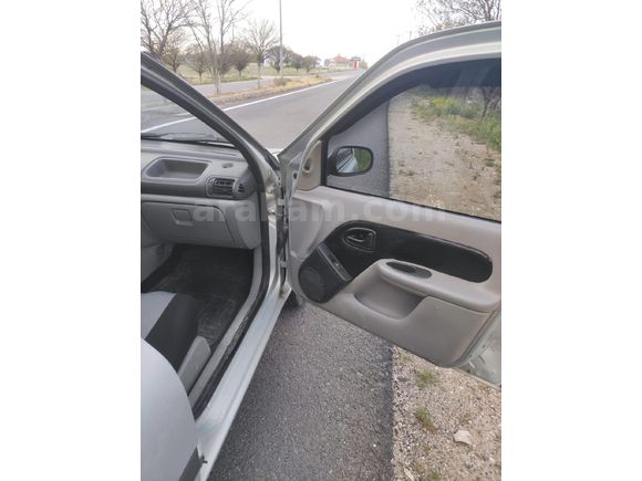 Sahibinden Renault Clio 1.5 dCi Authentique 2002 Model