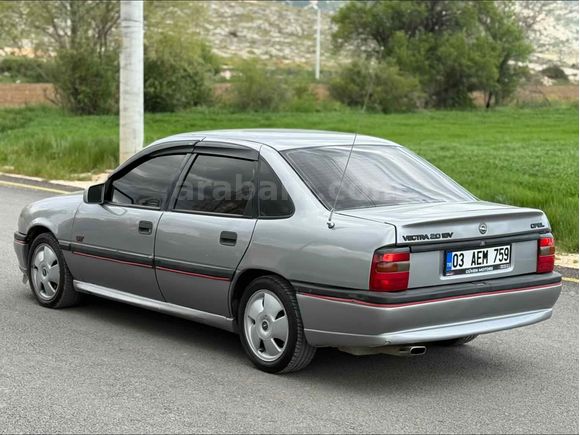 Sahibinden Opel Vectra 2.0 GT 1995 Model 