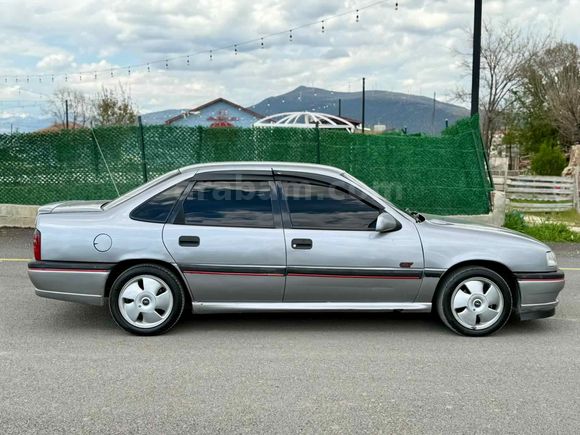 Sahibinden Opel Vectra 2.0 GT 1995 Model 