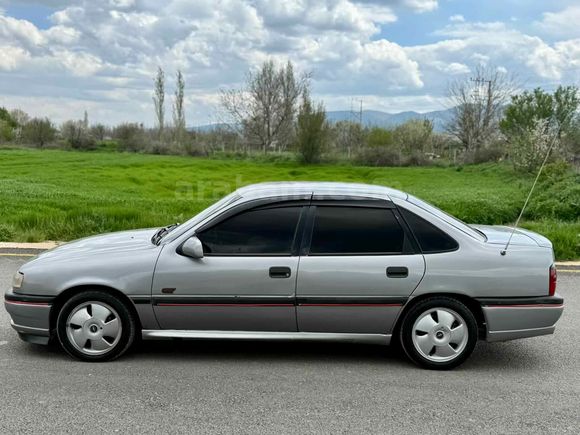 Sahibinden Opel Vectra 2.0 GT 1995 Model 